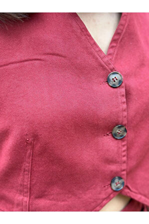 Kot Kumaş Arkası Lastikli ve İp Detaylı 3 Düğmeli Kısa Yelek