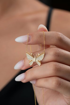925 Ayar Gümüş Taşlı Kelebek Kolye 