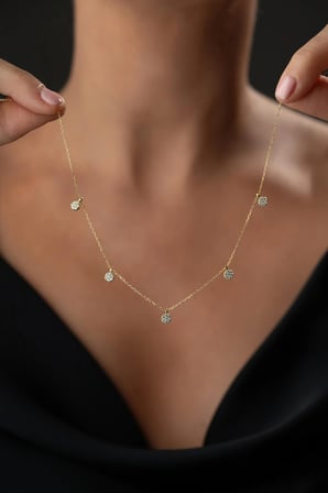 925 Ayar Gümüş Taşlı Yuvarlak Charm Sallantılı Şans Kolyesi