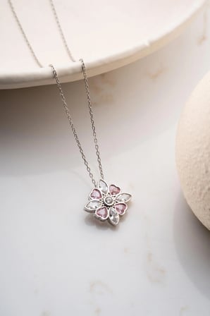 925 Ayar Gümüş Pembe Taşlı Yonca Kolye