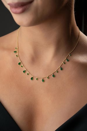 925 Ayar Gümüş Yeşil Damla Taşlı Top Zincirli Trend Kolye