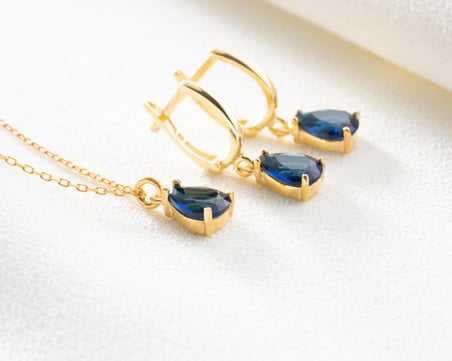 925 Ayar Gümüş Lacivert Sapphire Damla Taşlı Takı Seti (GOLD)