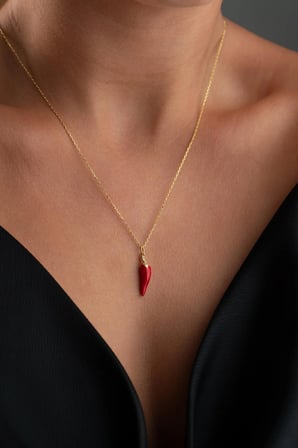 925 Ayar Gümüş Gold Mineli Kırmızı Biber Şans Kolyesi – Cornicello Figürlü Kadın Kolye