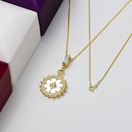 Pusula Model Sedef Taşlı Yıldız Detaylı Gold Rengi 925 Ayar Gümüş Kadın Kolye