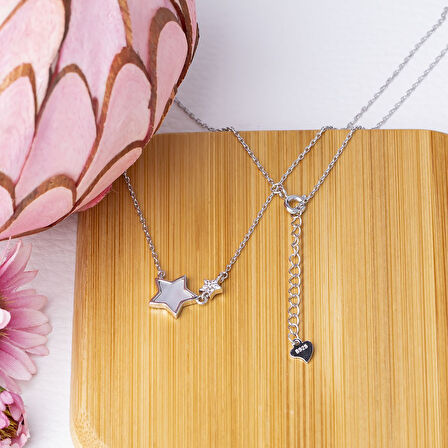 Yıldız Sedef Taşlı Model 925 Ayar Gümüş Kadın Kolye