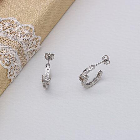 925 Ayar Gümüş Zirkon Taşlı Kadın Halka Küpe