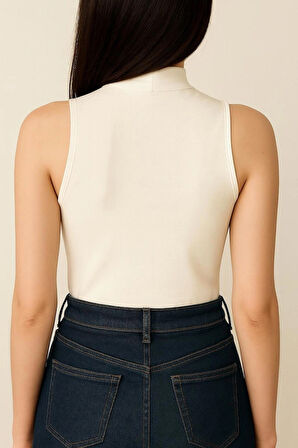 Pamuk Dokuma Modal Kumaş Esnek ve Yumuşak Dokulu Dik Yaka Kolsuz Bluz 