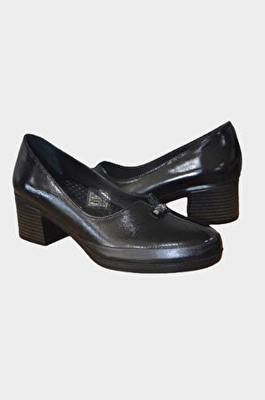 Kadın Rugan Siyah Hakiki Deri Comfort Günlük Ayakkabı-NHR.0046