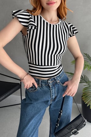 Sırtı Fiyonk Bağlamalı Çizgi Detaylı Crop Bluz