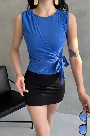 Askılı Önü Kruvaze Bağlamalı Bluz