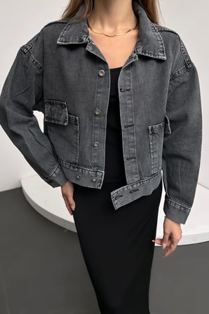 Çift Cep Beli Düğme Detaylı Denim Ceket