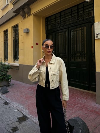 Çift Cep Denim Crop Ceket