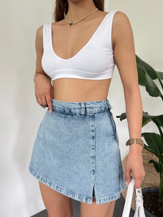 Yırtmaç Detaylı Denim Şort Etek