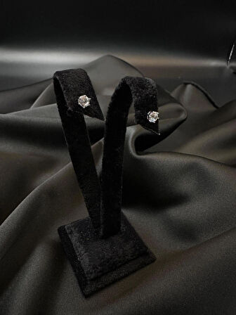 Kadın tek taşlı silver detaylı kararmaz xuping küpe