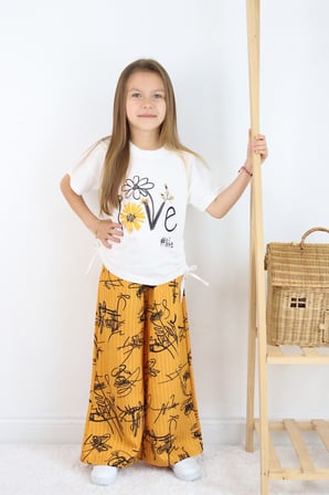 ???? Kız Çocuk ''love #life'' Baskılı Tişört & Çizgili Desenli Bol Pantolon Takımı ????