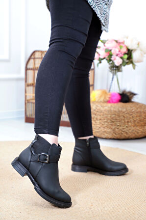 Konfores 1390 Kauçuk Tabanlı Kadın Düz Bot