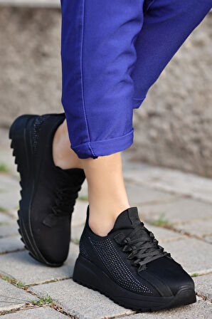 Konfores 1591-389064 Anatomik Tabanlı Günlük Kadın Ayakkabı