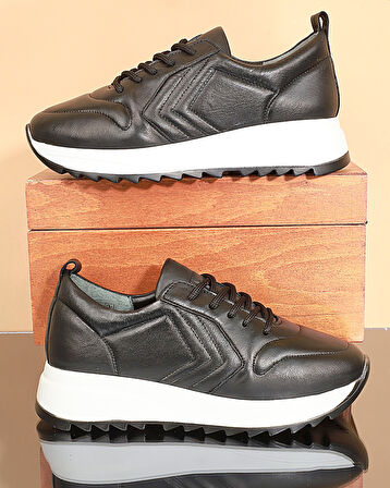 Konfores 1727-258025 Hakiki Deri Anatomik Tabanlı Kadın Mevsimlik Ayakkabı