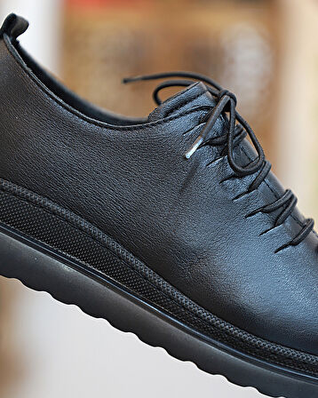 Konfores 1760-394151 Hakiki Deri Anatomik Tabanlı Kadın Mevsimlik Ayakkabı