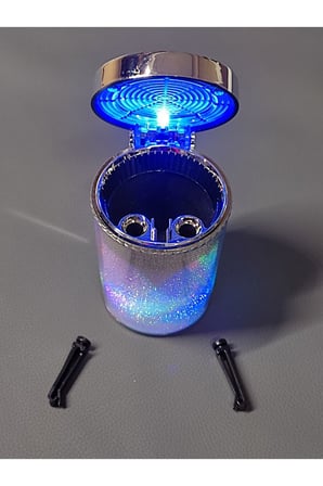 Universal 7 Renkli RGB Led Işıklı Lüx Oto Küllük Kapaklı Spor Araç İçi Küllük Araba Küllüğü
