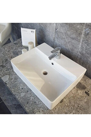 GÜRAL Vit Nova Mobilya Üstü Dikdörtgen Lavabo Batarya Delikli 42*52 Cm