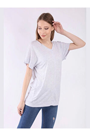 Gri V Yaka Oversize Kadın T-shirt