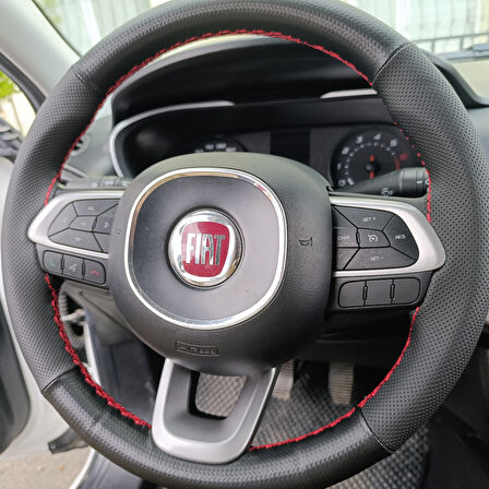 DİKİŞLİ DİREKSİYON KILIFI İTHAL KARBON DERİ NOKTALI DERİ KIRMIZI DİKİŞLİ FIAT EGEA İÇİN