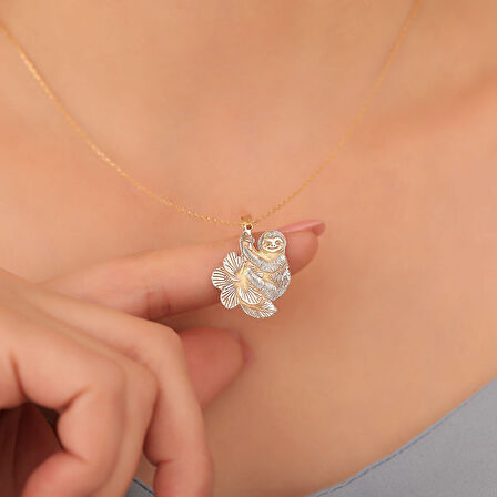 925 Ayar Altın Mikron Kaplama Folivora Tembellik Hayvan Gümüş Kolye - CN00382