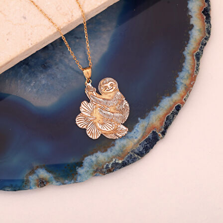 925 Ayar Altın Mikron Kaplama Folivora Tembellik Hayvan Gümüş Kolye - CN00382