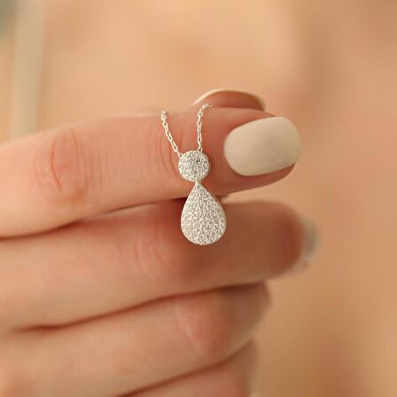 925 Ayar Gümüş Işıltılı Beyaz Taşlı Drop Kolye