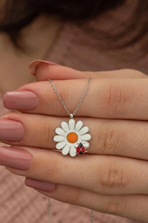925 Ayar Uğur Böceği Papatya Kadın Gümüş Kolye