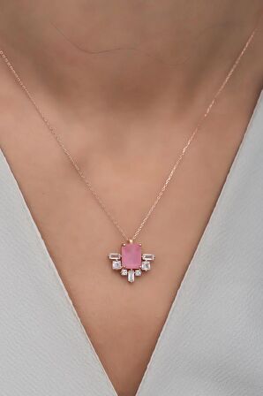 925 Ayar Gümüş Pembe Zirkon Taşlı Tasarım Kolye