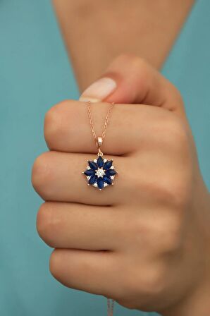 925 Ayar Gümüş Lacivert Taşlı Lotus Çiçeği Kolye