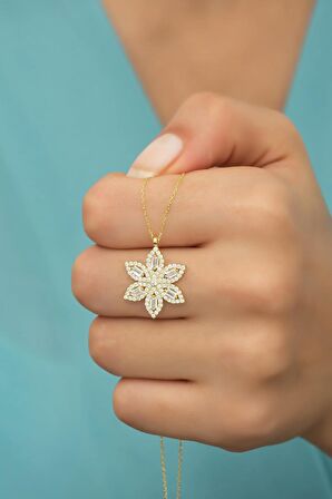 925 Ayar Gümüş Gold Baget Taşlı Çiçek Kolye