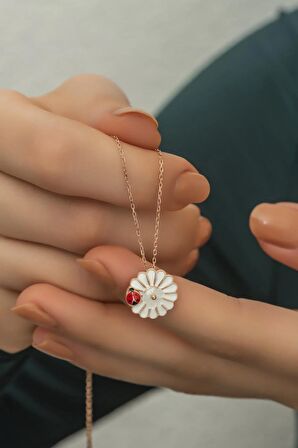 925 Ayar Gümüş Manolya Çiçeği Uğur Böceği Papatya Kolye