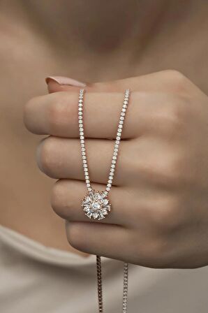 925 Ayar Gümüş Rose Çiçek Model Suyolu Kolye