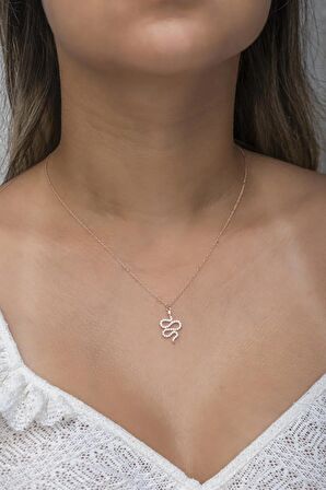 925 Ayar Gümüş Rose Zirkon Taşlı Minik Yılan Modeli Kolye