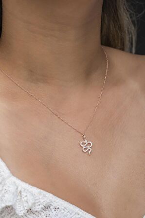 925 Ayar Gümüş Rose Zirkon Taşlı Minik Yılan Modeli Kolye
