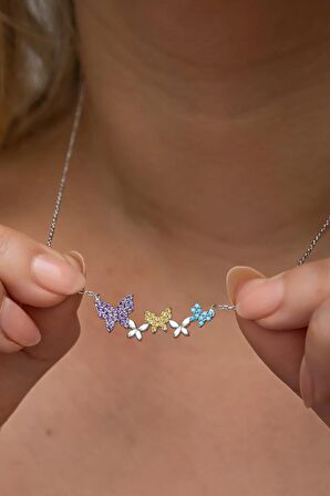 925 Ayar Gümüş Rodyum Kaplama Sıralı Uçuşan Kelebekler Kolye