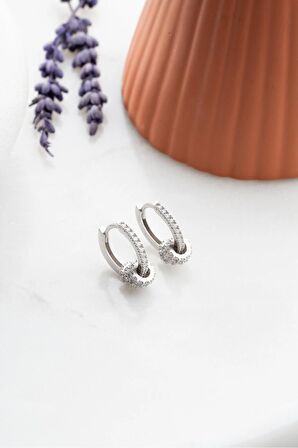 925 Ayar Gümüş Rodyumlu 15 mm Zirkon Taşlı Minik Halkalı Küpe