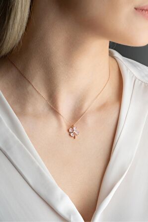 925 Ayar Gümüş Pembe Zirkon Taşlı Dört Yapraklı Şans Yonca Kolye