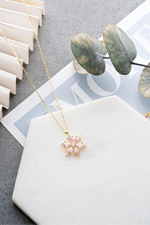 925 Ayar Gümüş Gold Kaplama Pembe Taşlı Kamelya Çiçeği Kolye