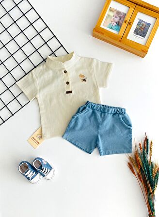 Neşeli Bebekler Hakim Yaka Müslin Tişört Kot Şortlu Takım Krem