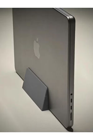 Just3dprintings MacBook Pro 14" Dikey Masaüstü Standı