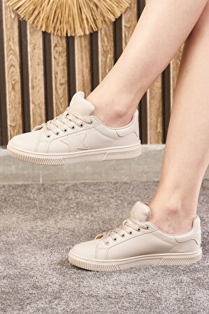Günlük Kadın Sneaker Bağcıklı Yıldız Detaylı Tırtıklı Taban Oval Burunlu Rahat Spor Ayakkabı 602