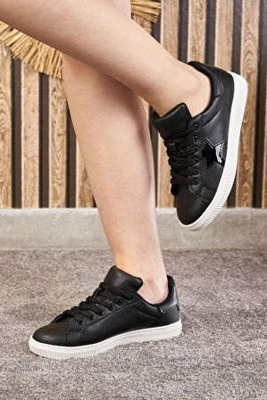 Günlük Kadın Sneaker Bağcıklı Yıldız Detaylı Tırtıklı Taban Oval Burunlu Rahat Spor Ayakkabı 602