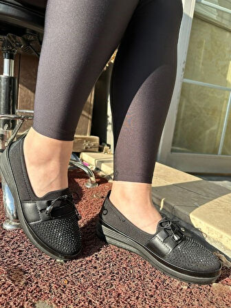 Ortopedik Günlük Kadın Babet Siyah Anne Ayakkabısı Rahat Hafif Taban Esnek  Bağcık Detaylı 1022 - 15