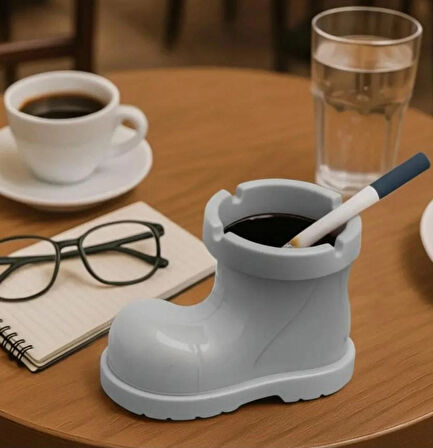 Bot Tasarımlı Kokusuz Küllük