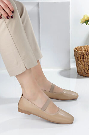 Beyaz Kare Burunlu Balerin Kadın Babet