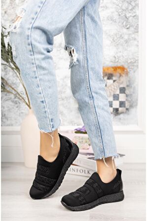 Simli Taban Taşlı Siyah Ayakkabı